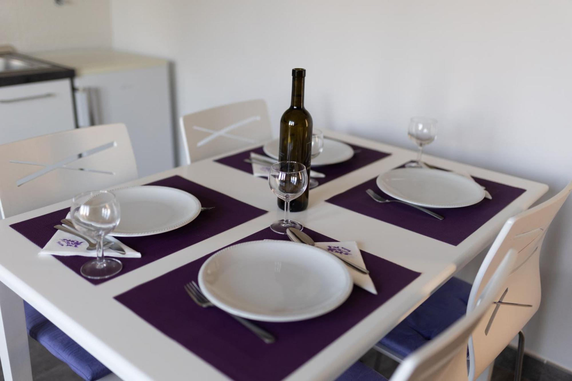 Apartments And Rooms Kod Keti Malinska Ngoại thất bức ảnh