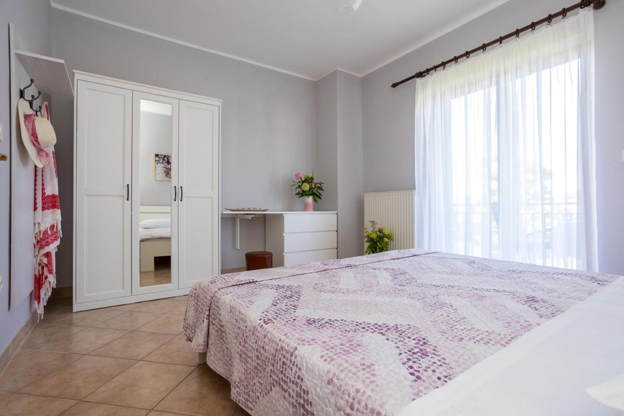 Apartments And Rooms Kod Keti Malinska Ngoại thất bức ảnh